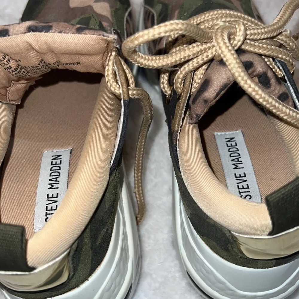 Steve Madden Cliffhanger Green Camo Animal Print Sneakers Size 6M